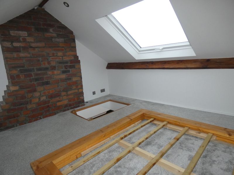 Loft Room- click for photo gallery
